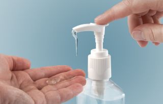 membuat hand sanitizer
